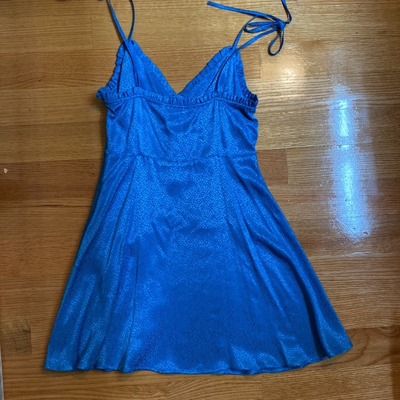 Zara dress - Picture 6 of 7